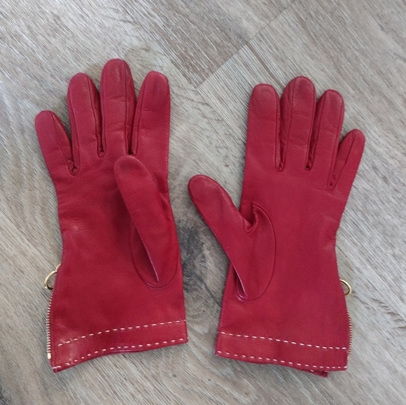 Burberry Cherry Red Gloves , Size 7 - Picture 7 of 9